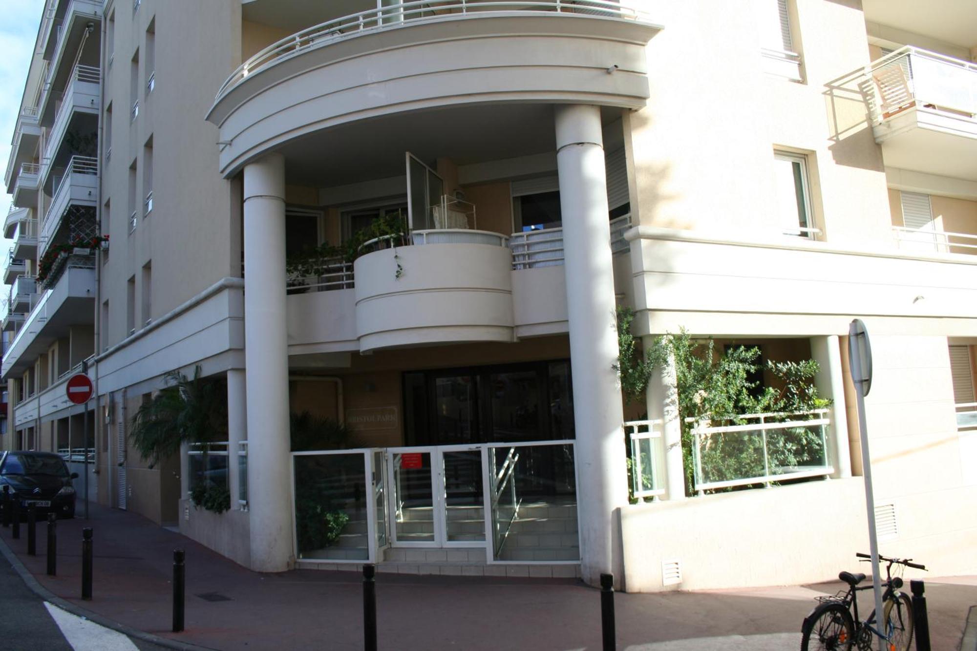 Bristol Park - Parking - 5Mn Walk From Palais Des Festivals Leilighet Cannes Eksteriør bilde
